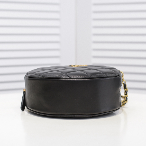 シャネルバッグ内部構造